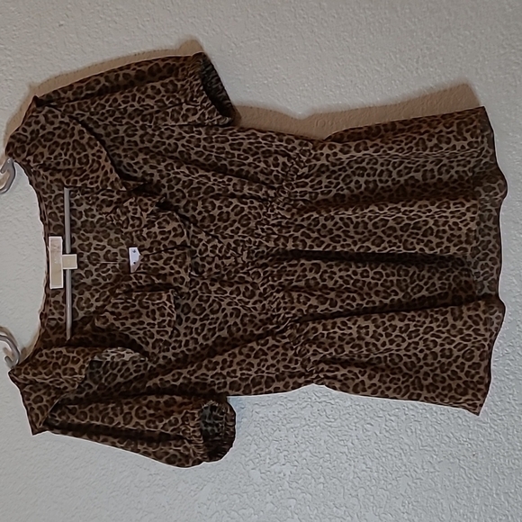 Michael Kors Tops - 𝅺MICHAEL Kors NWT XS Leopard Print Blouse